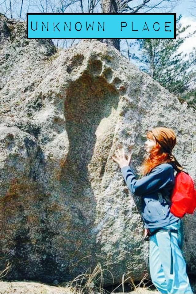 giant-footprints-around-the-world-011.jpg